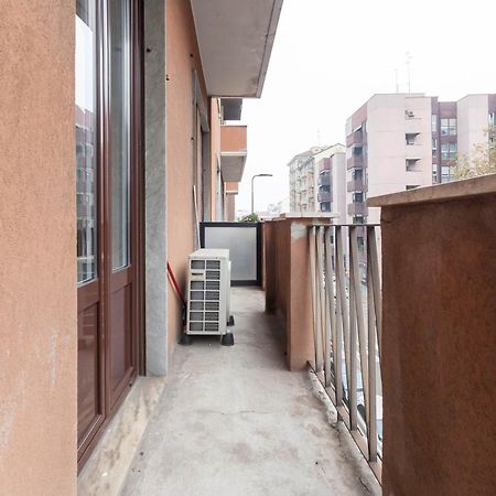 Milano Apartments S Agostino - Porta Genova Екстер'єр фото