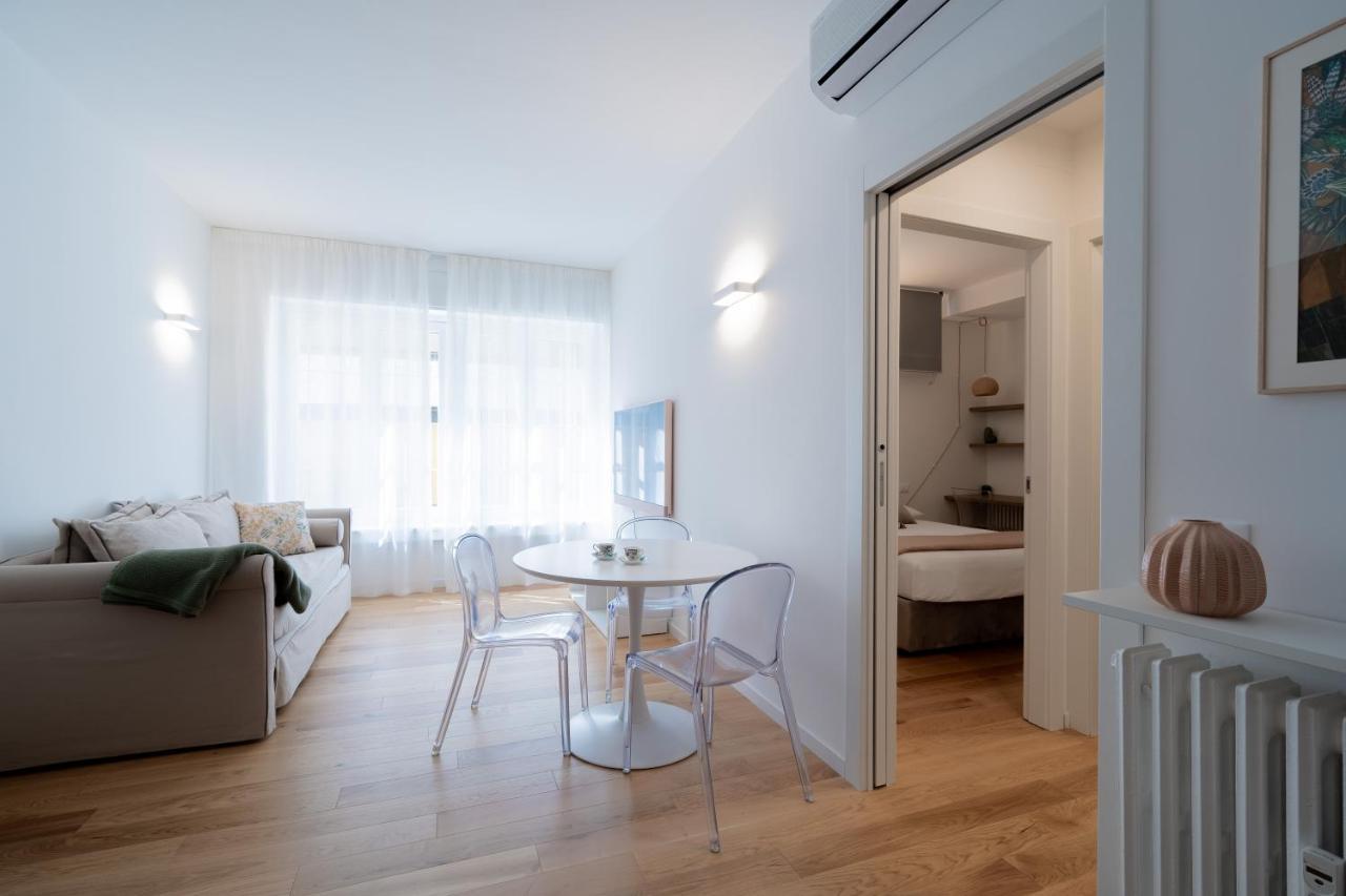 Milano Apartments S Agostino - Porta Genova Екстер'єр фото