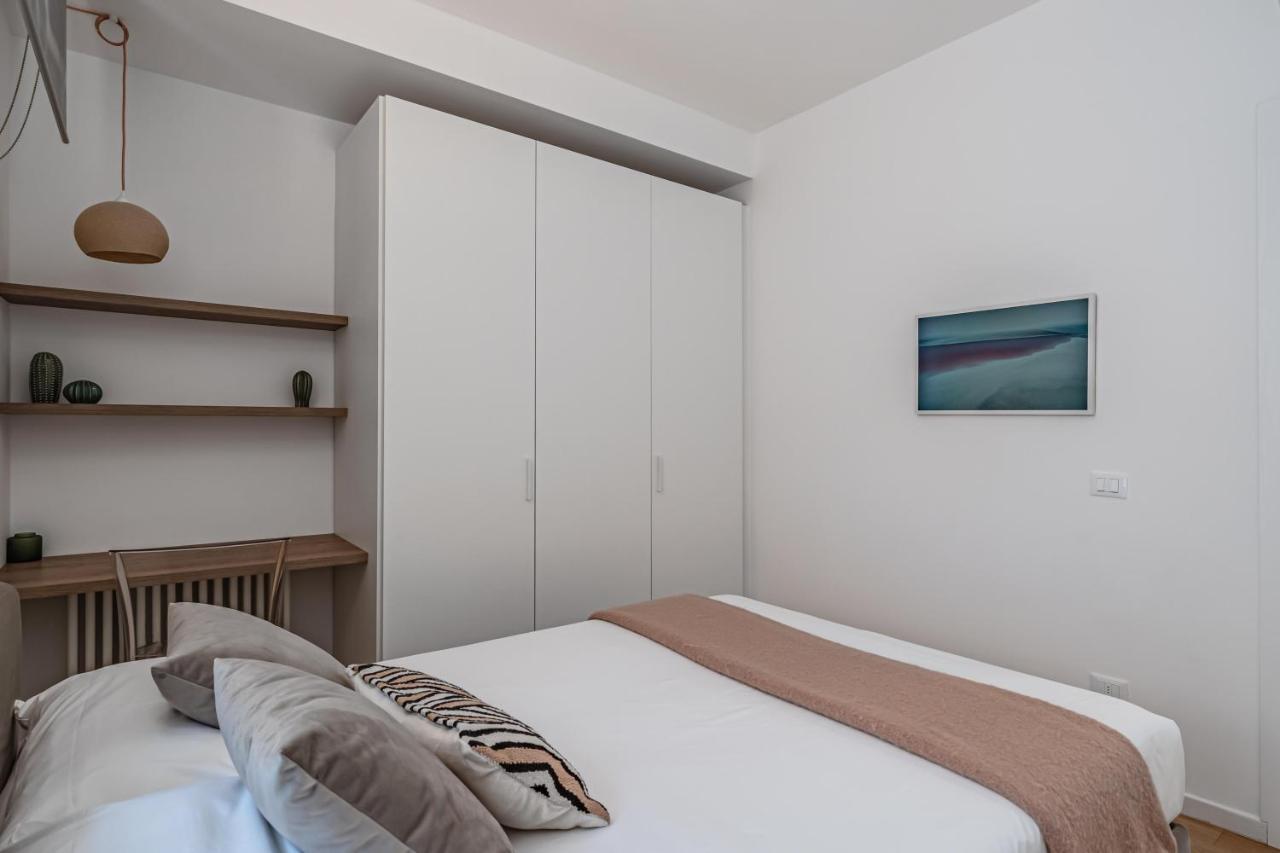 Milano Apartments S Agostino - Porta Genova Екстер'єр фото