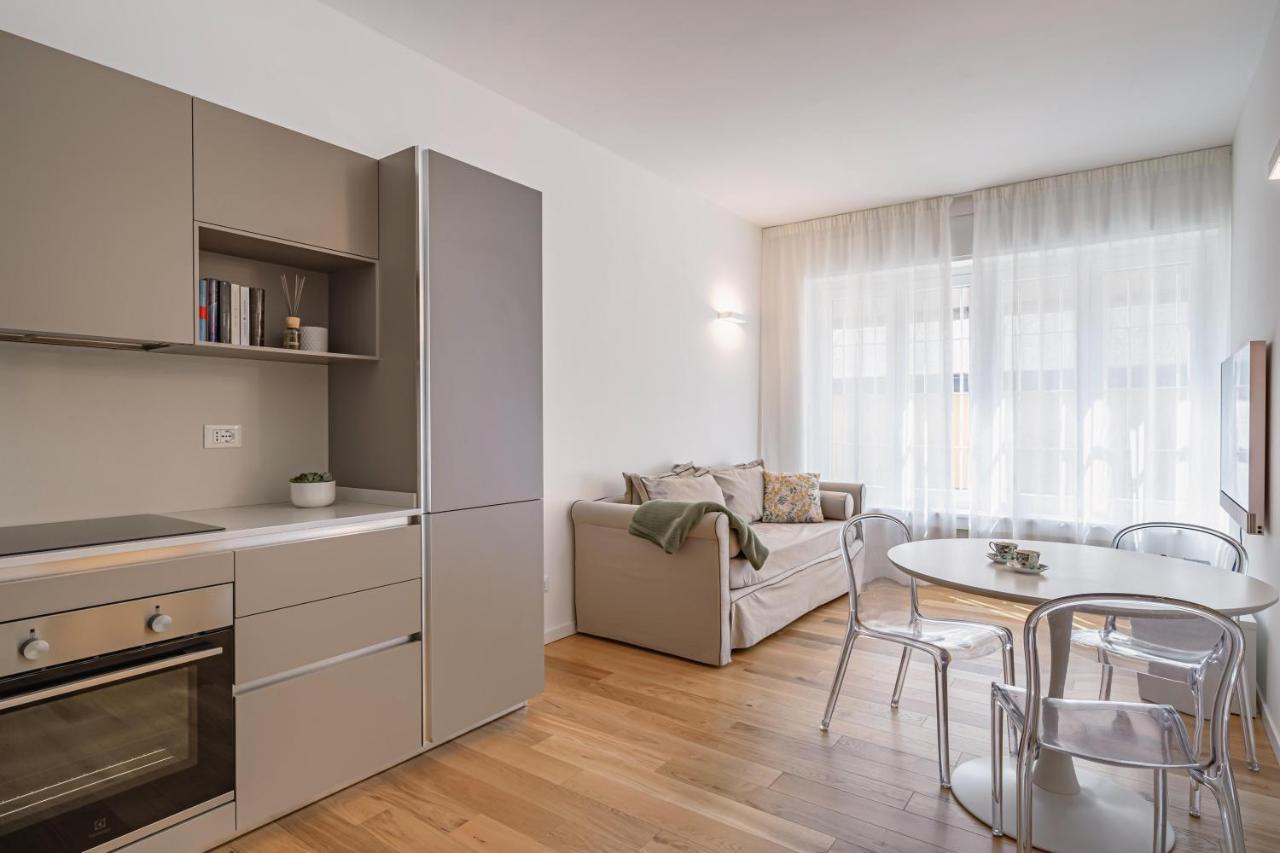 Milano Apartments S Agostino - Porta Genova Екстер'єр фото