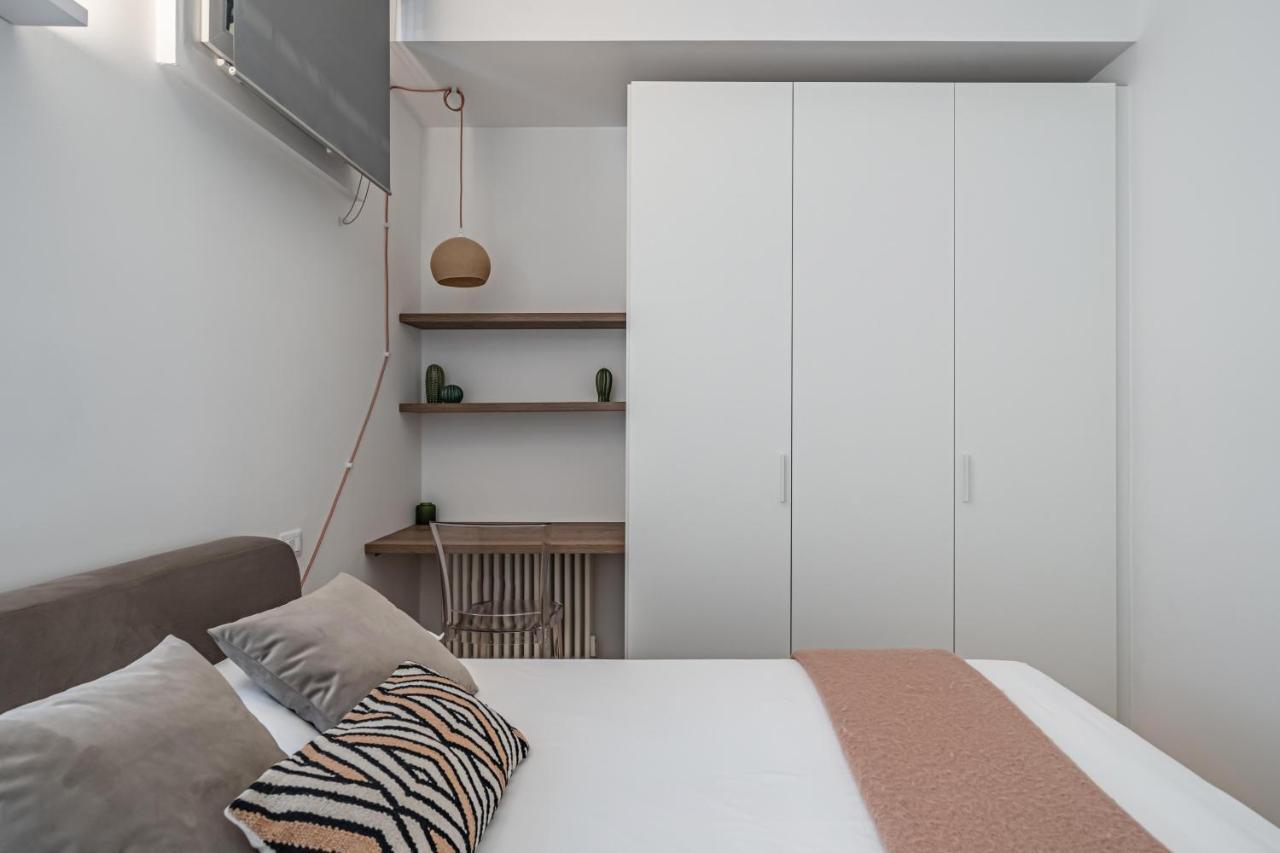 Milano Apartments S Agostino - Porta Genova Екстер'єр фото