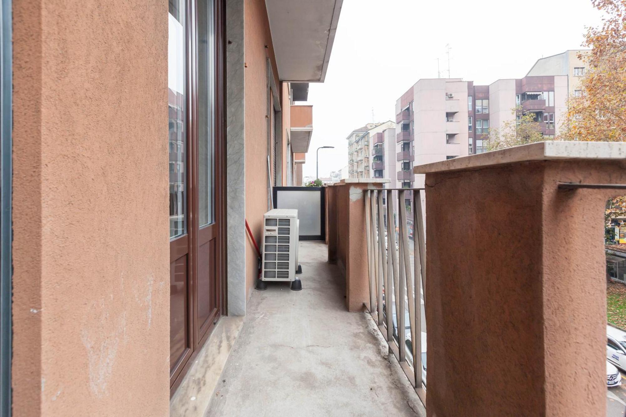 Milano Apartments S Agostino - Porta Genova Екстер'єр фото