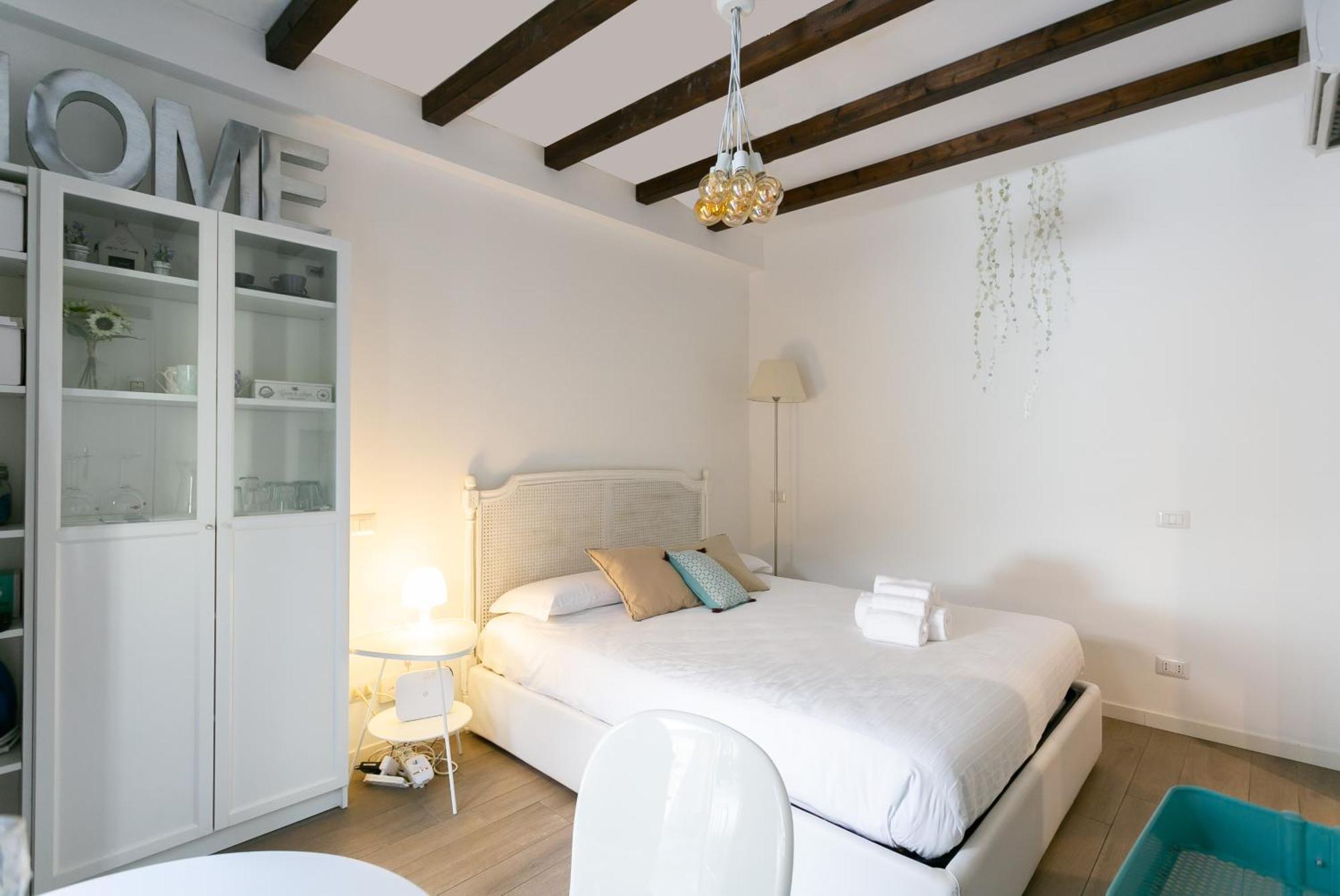 Milano Apartments S Agostino - Porta Genova Екстер'єр фото
